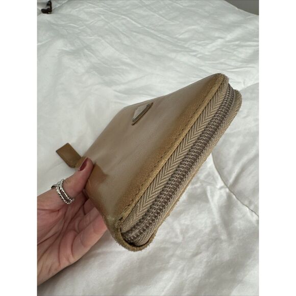 PRADA Tan Leather Zippy Wallet - Picture 4 of 16